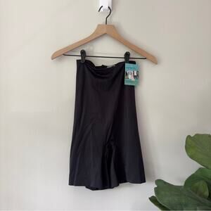 Assets by Spanx Sarah Blakely Stretch Shapewear Fantastic Firmers Shorts Black